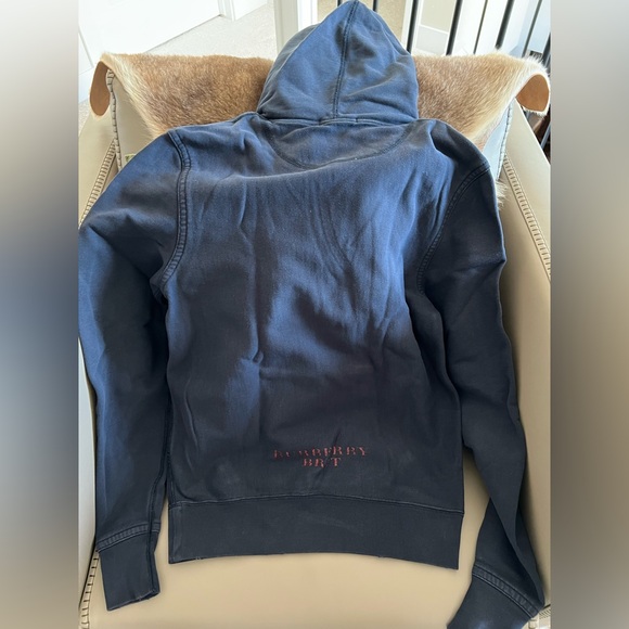 Authentic Burberry Dark Blue Hoodie (Used) – Size Small - Picture 4 of 9